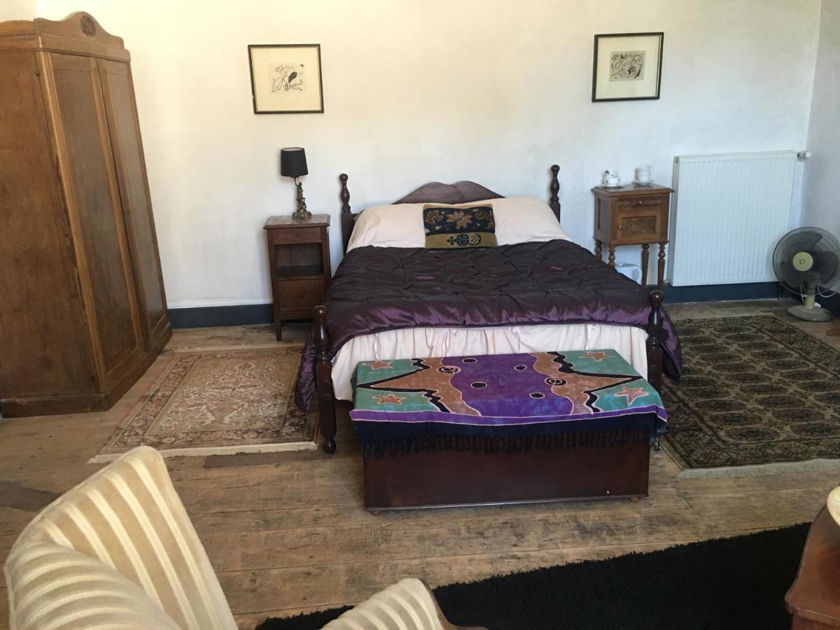 Townhouse 26 Chambres D'Hotes Civray Hotel Bagian luar foto